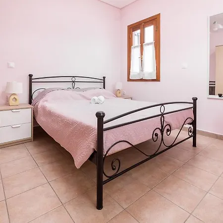 Chalki - Naxos Apartment *